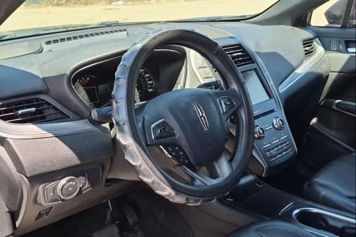 Tahitian Pearl Metallic 2015 Lincoln MKC Base