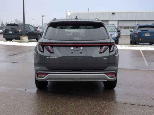 2026 Hyundai TUCSON SEL Premium