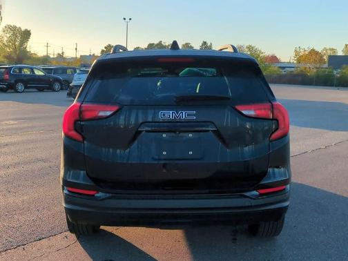 2021 GMC Terrain SLT