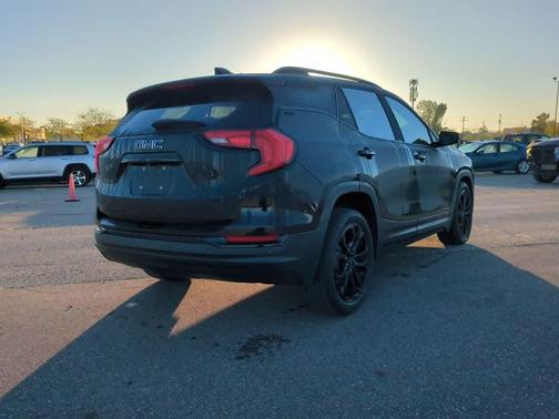 2021 GMC Terrain SLT