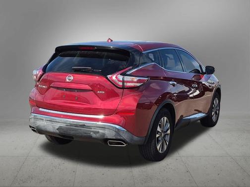Cayenne Red Metallic 2015 Nissan Murano S