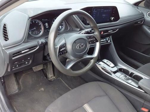 2023 Hyundai SONATA SE