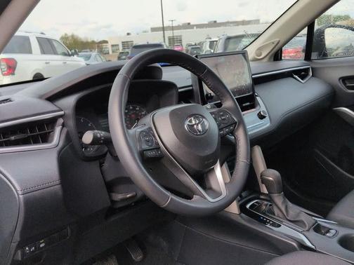 Celestite 2024 Toyota Corolla Cross LE