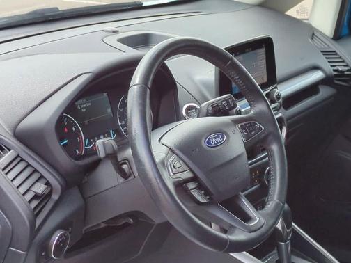 Blue Candy Metallic Tinted Clearcoat 2019 Ford EcoSport SE