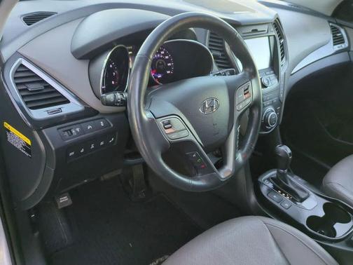 2016 Hyundai SANTA FE Limited
