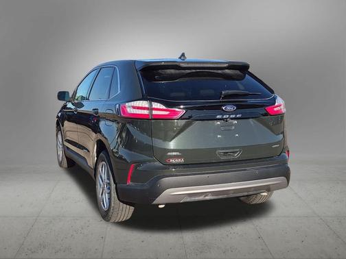 Forged Green Metallic 2024 Ford Edge SEL