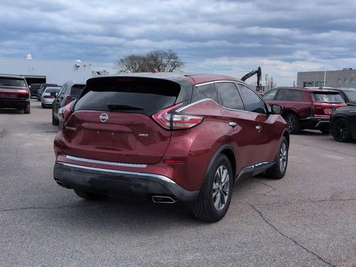 Cayenne Red Metallic 2015 Nissan Murano S