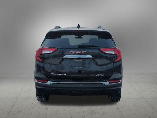 2022 GMC Terrain AWD AT4