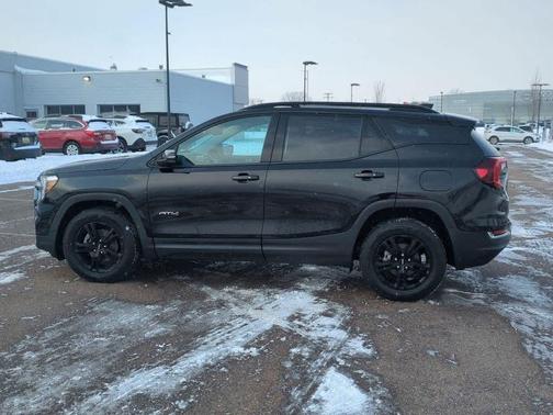 2022 GMC Terrain AWD AT4