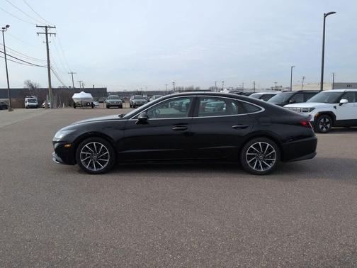 Phantom Black 2020 Hyundai SONATA Limited