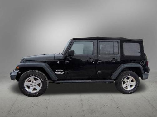 Black Clearcoat 2016 Jeep Wrangler Unlimited Sport