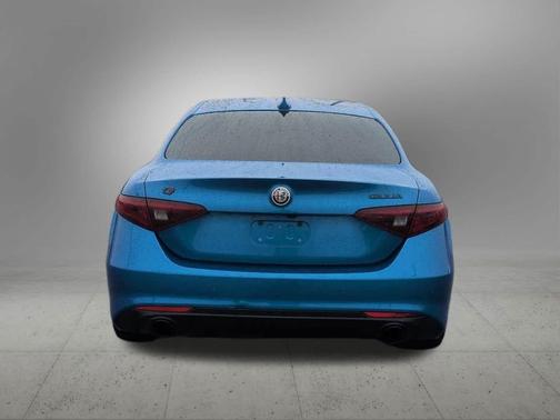 2019 Alfa Romeo Giulia Base