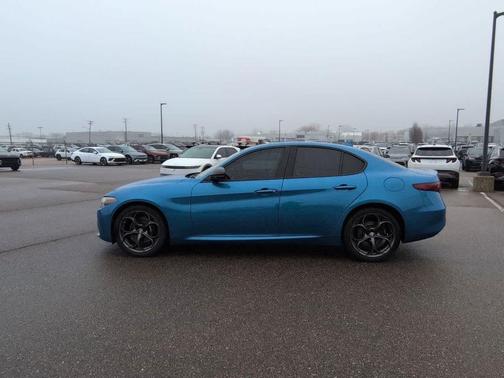 2019 Alfa Romeo Giulia Base