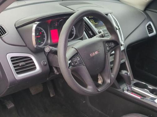 2017 GMC Terrain SLE-1