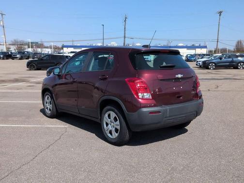 Crimson Metallic 2016 Chevrolet Trax LS