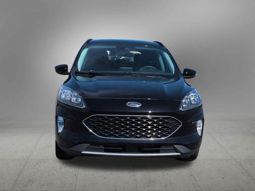 Agate Black Metallic 2022 Ford Escape Titanium