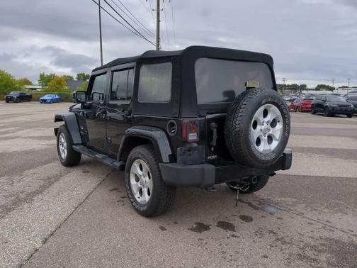 2017 Jeep Wrangler Unlimited Sahara