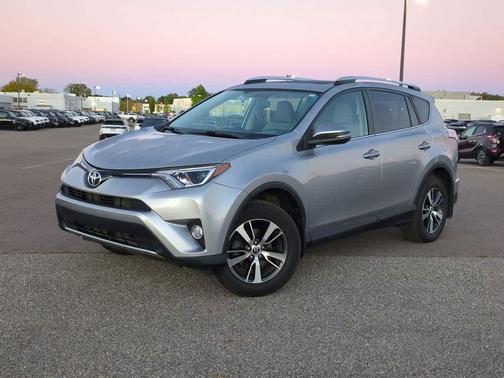2016 Toyota RAV4 XLE