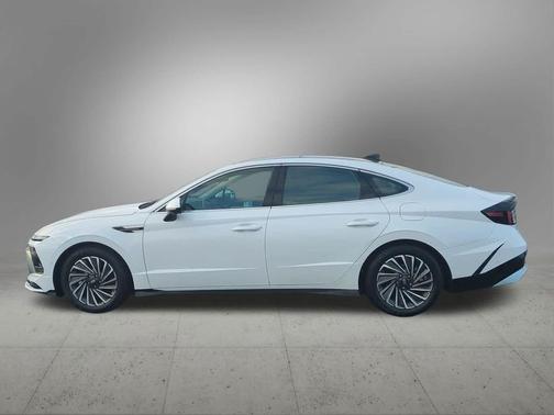 2024 Hyundai SONATA Hybrid Limited
