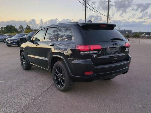 2018 Jeep Grand Cherokee Altitude