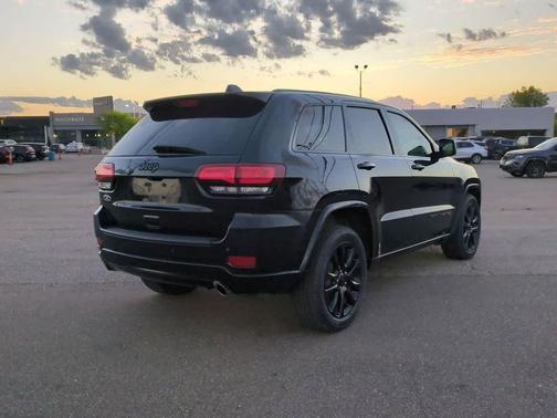 2018 Jeep Grand Cherokee Altitude