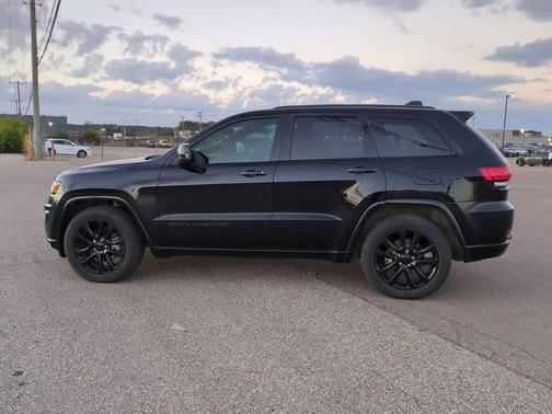 2018 Jeep Grand Cherokee Altitude