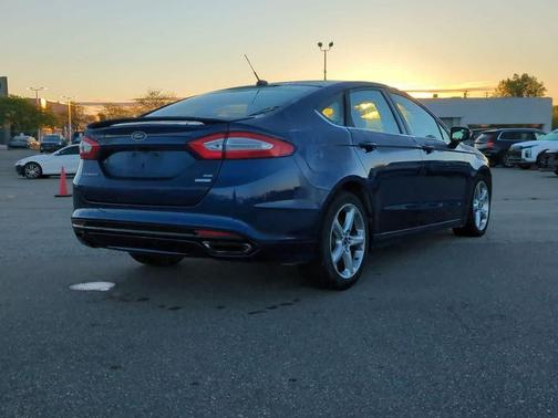 2015 Ford Fusion SE