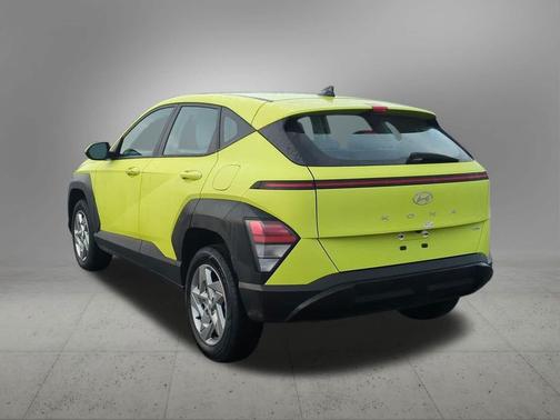 2024 Hyundai KONA SE