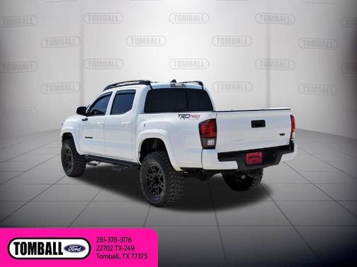 Super White 2018 Toyota Tacoma SR5