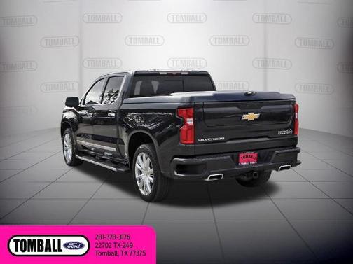 Dark Ash Metallic 2022 Chevrolet Silverado 1500 HIGH COUNTRY