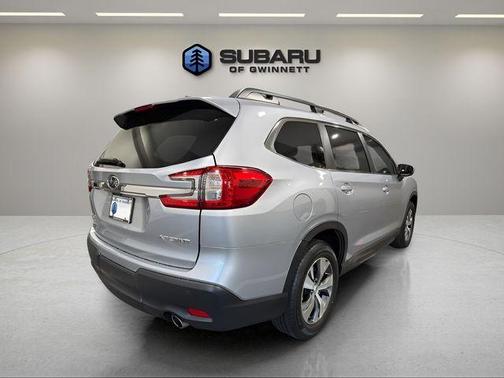 Ice Silver Metallic 2025 Subaru Ascent Premium