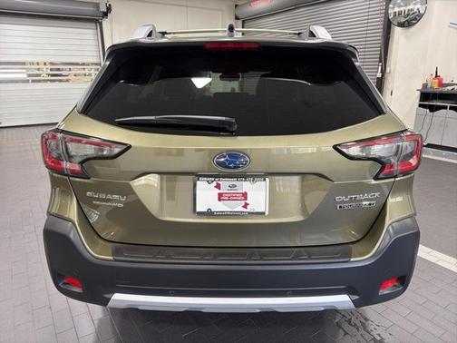 2024 Subaru Outback Touring XT