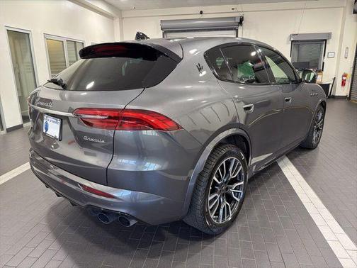 Grigio 2023 Maserati Grecale Modena