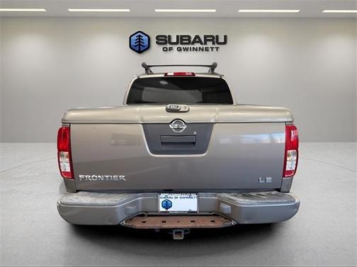 2005 Nissan Frontier LE Crew Cab