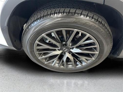 2022 Lexus RX 350 F SPORT Handling