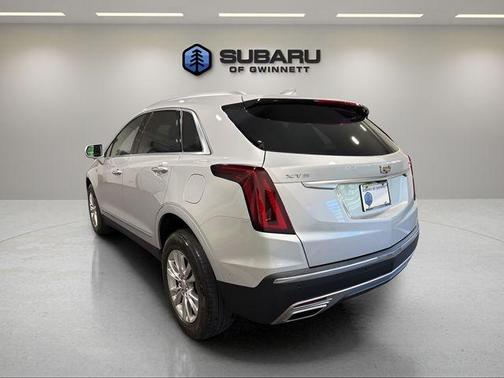 Radiant Silver Metallic 2020 Cadillac XT5 Premium Luxury