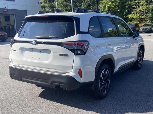 2025 Subaru Forester Hybrid 