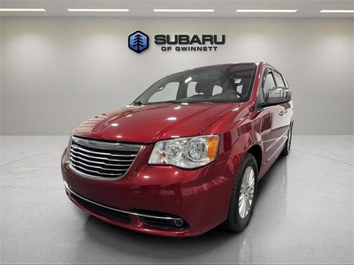 2013 Chrysler Town & Country Touring-L