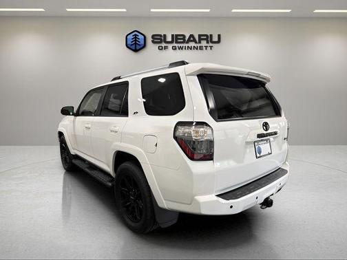 Ice 2023 Toyota 4Runner SR5