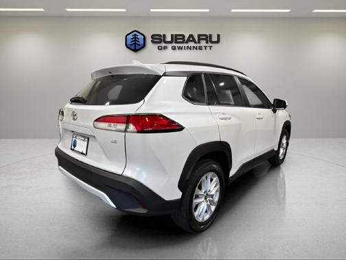 Wind Chill Pearl 2023 Toyota Corolla Cross LE