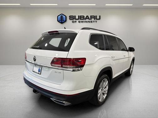 Pure White 2022 Volkswagen Atlas 3.6L SE w/Technology