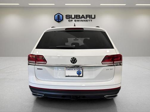 Pure White 2022 Volkswagen Atlas 3.6L SE w/Technology