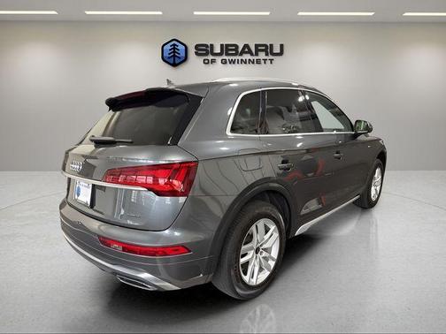 2023 Audi Q5 45 S line quattro Premium