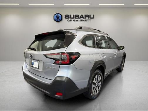 Ice Silver Metallic 2024 Subaru Outback