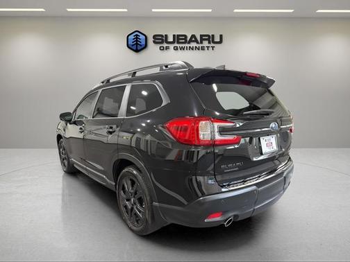 Crystal Black Silica 2025 Subaru Ascent Onyx Edition Touring