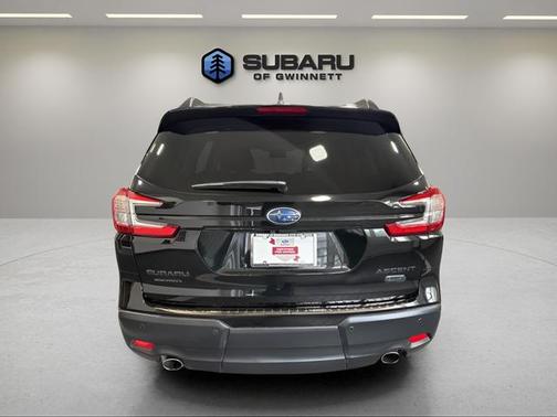 Crystal Black Silica 2025 Subaru Ascent Onyx Edition Touring