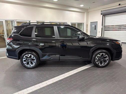 Crystal Black Silica 2026 Subaru Forester Premium