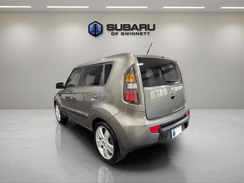 Titanium 2010 Kia Soul !