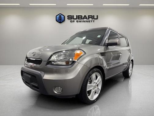 Titanium 2010 Kia Soul !