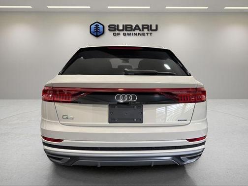 Vicuna Beige Metallic 2023 Audi Q8 55 Premium Plus